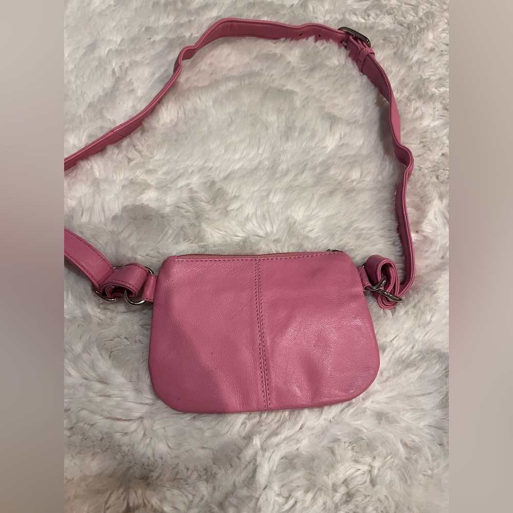 Wilson’s pelle studio bubblegum Pink Leather Crossbody / waist bum Bag